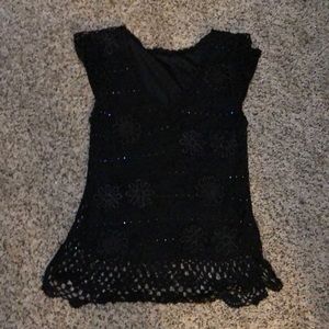 Black cap sleeve top